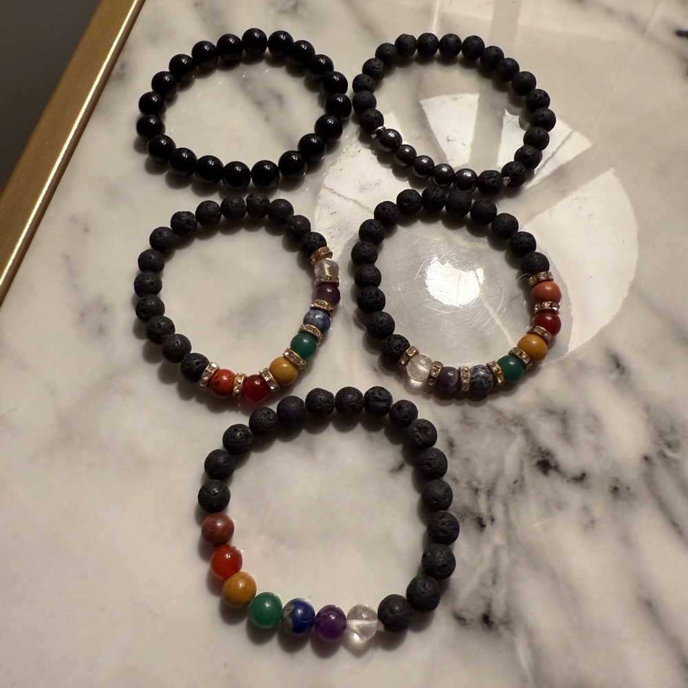 Set of 15 Beaded Bracelets Jewelry Variety of Crystal Beads & Healing Stones - Picture 5 of 13